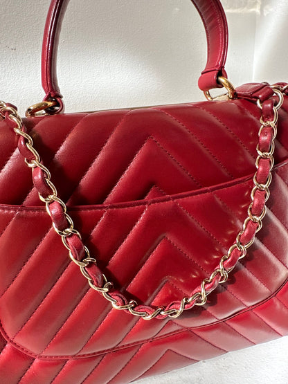 Chanel trendy CC medium red flapbag