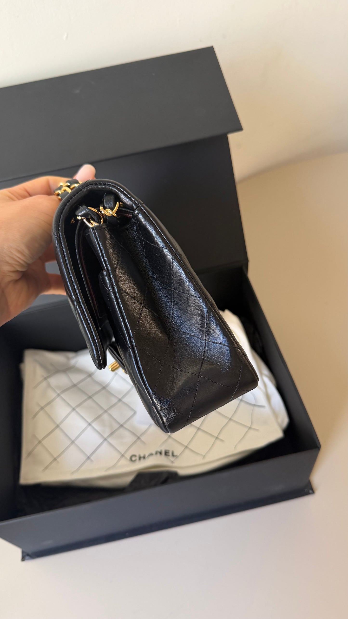 Chanel lambskin medium double flapbag chip