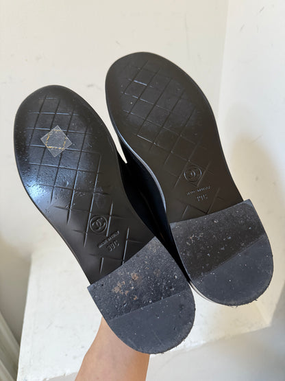 Chanel moccasin 39C in black