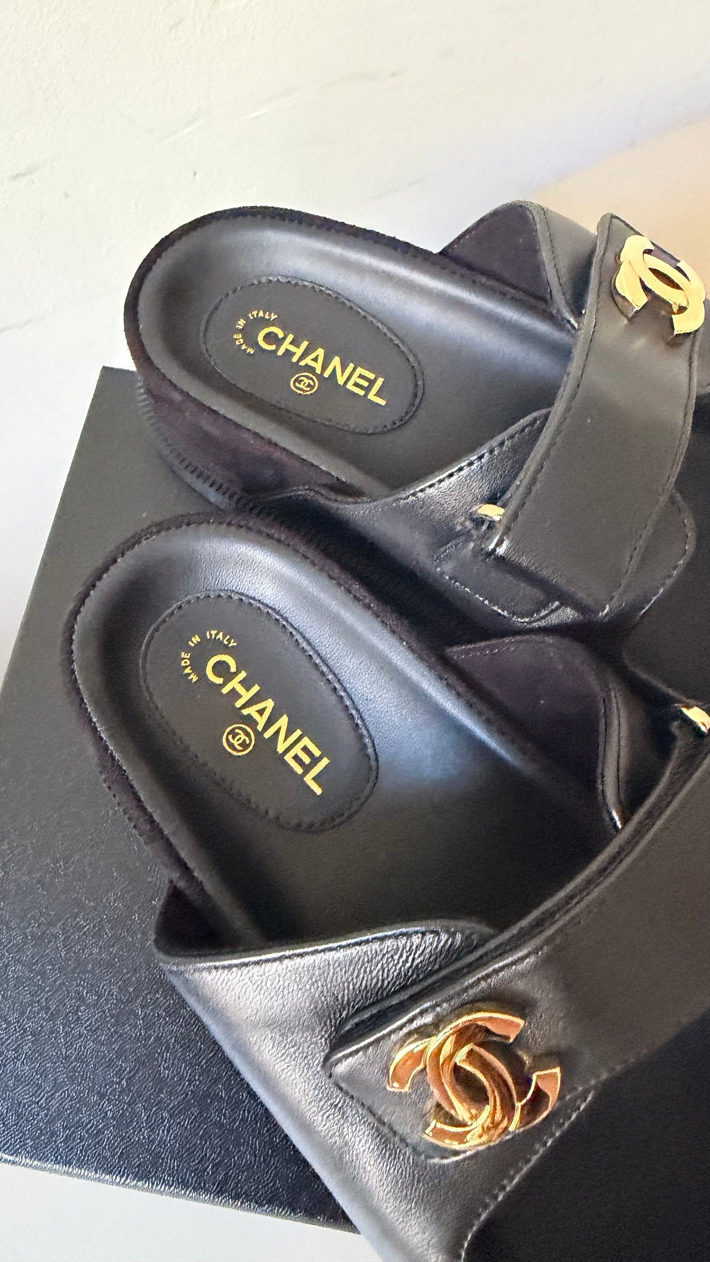 Chanel sad sandal zwart 39