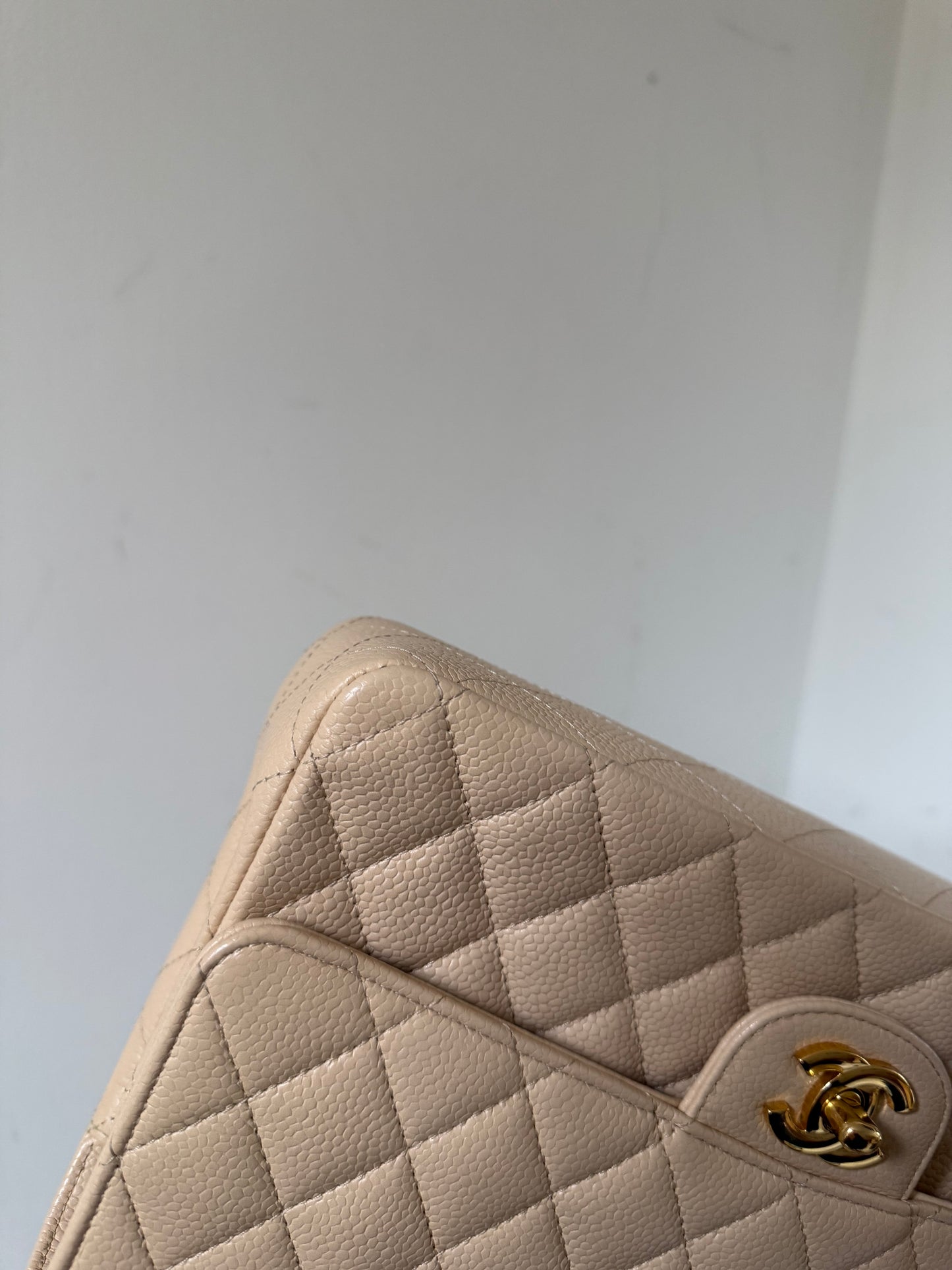 Chanel beige caviar medium flap