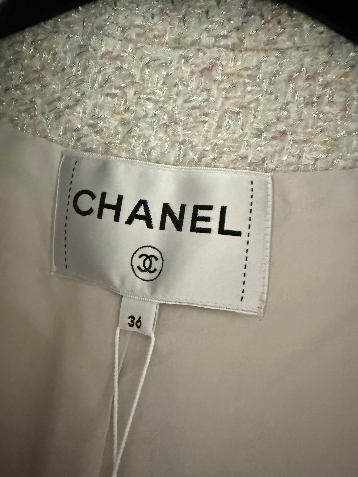 Chanel 2018 tweed blazer size 36/S