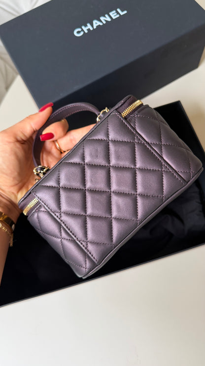 Chanel burgundy vanity case - new - dustbag box