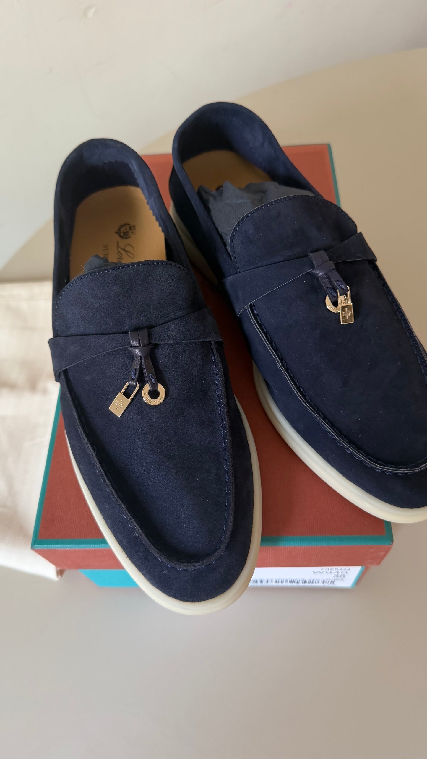 Loro Piana summer charm walk argo blue melange 37