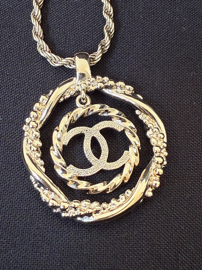 Chanel necklace 2024