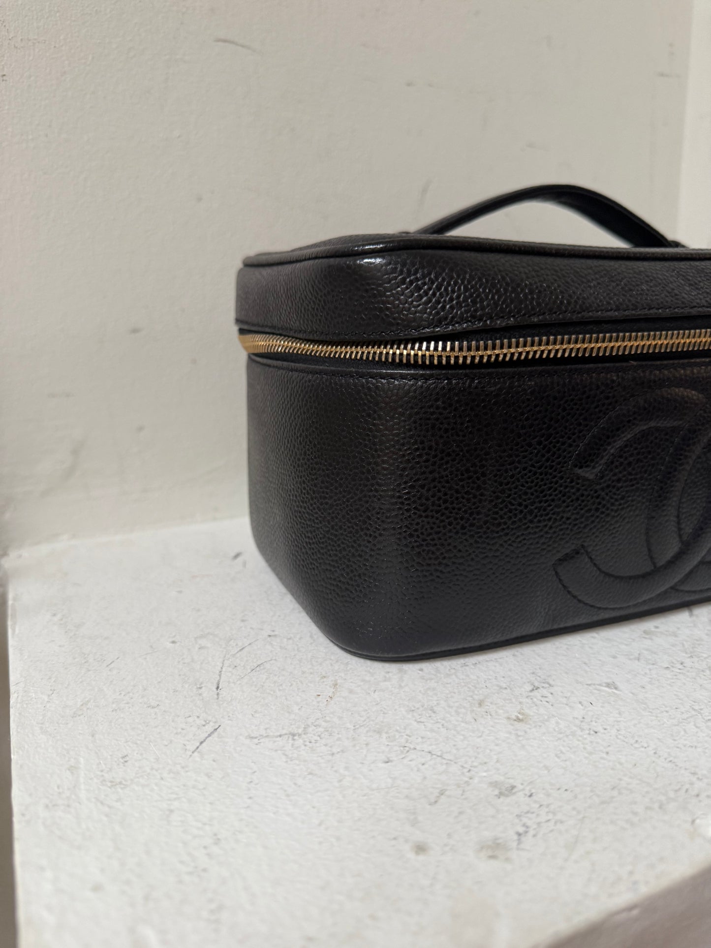 Chanel vintage vanity bag 4 series