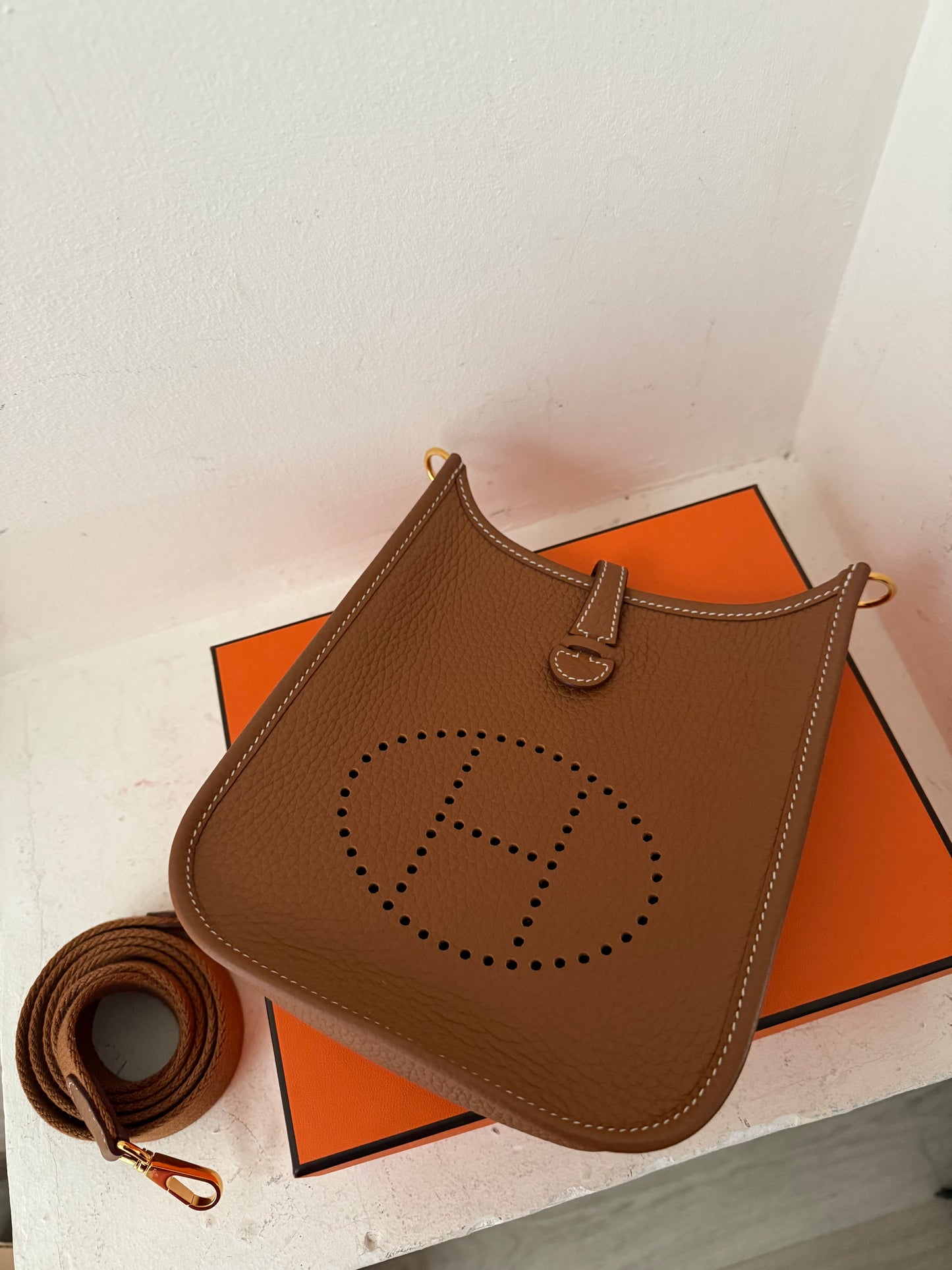 Hermes Evelyne mini in gold