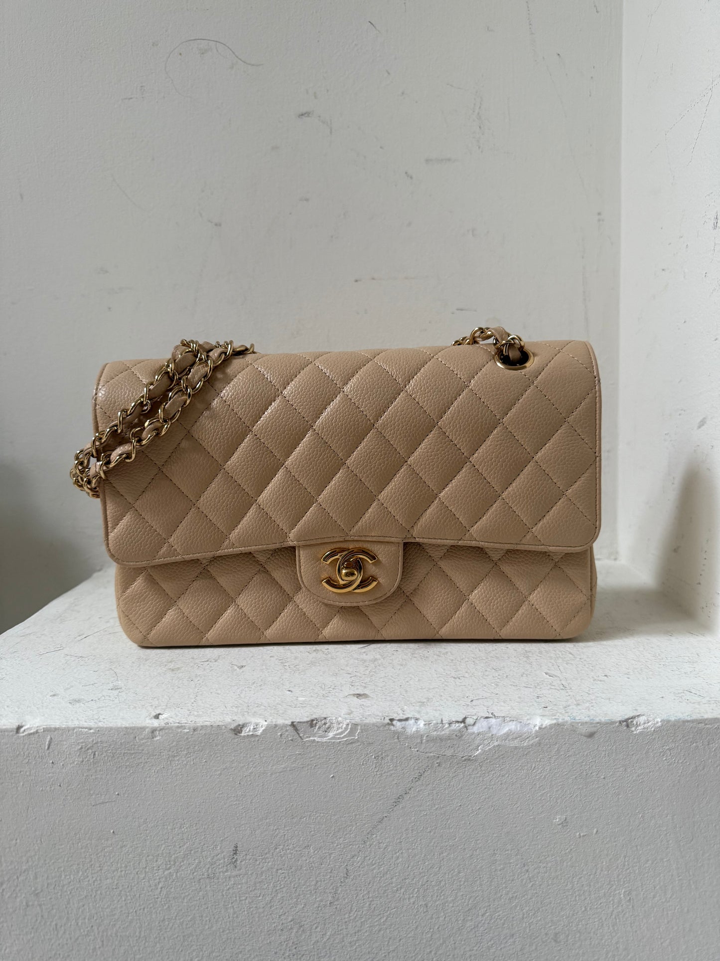 Chanel beige caviar medium flap