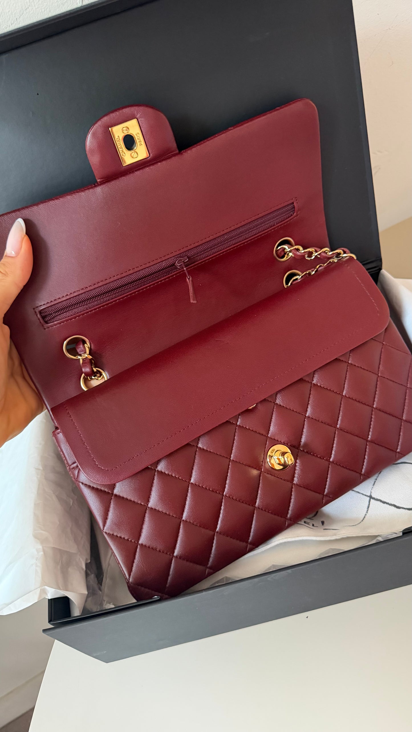 Chanel medium lambskin burgundy 21 series, full set with card and certificate