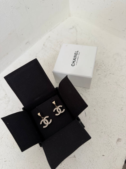 Chanel gold earrings Fall 2024
