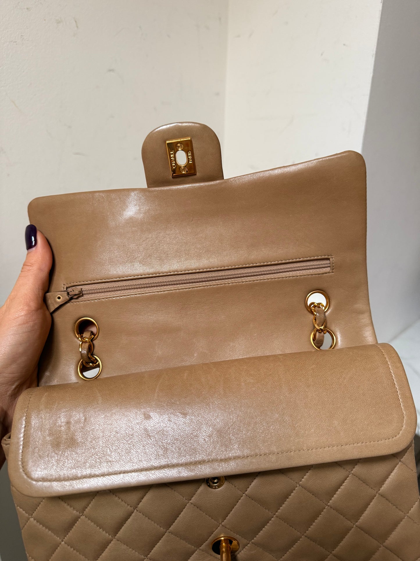 Chanel vintage medium flapbag 3 series (1996-1997)