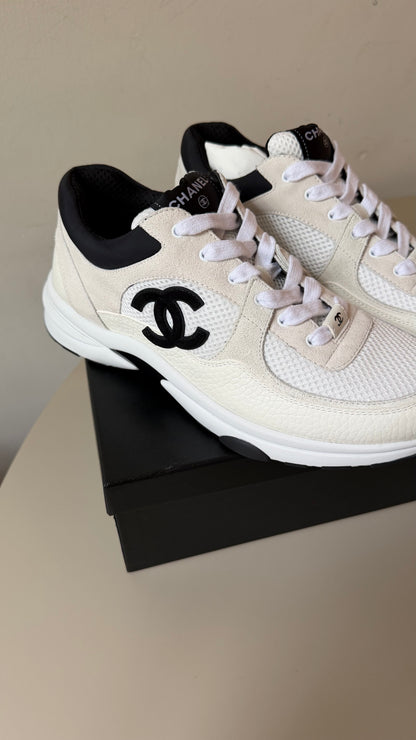 Chanel sneakers white panda size 42