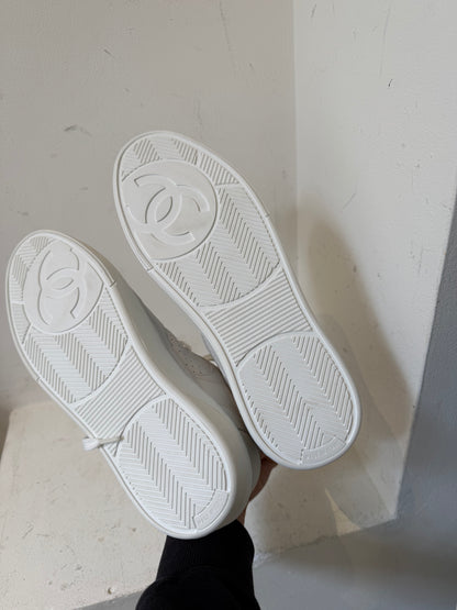Chanel white tennis sneakers size 40.5