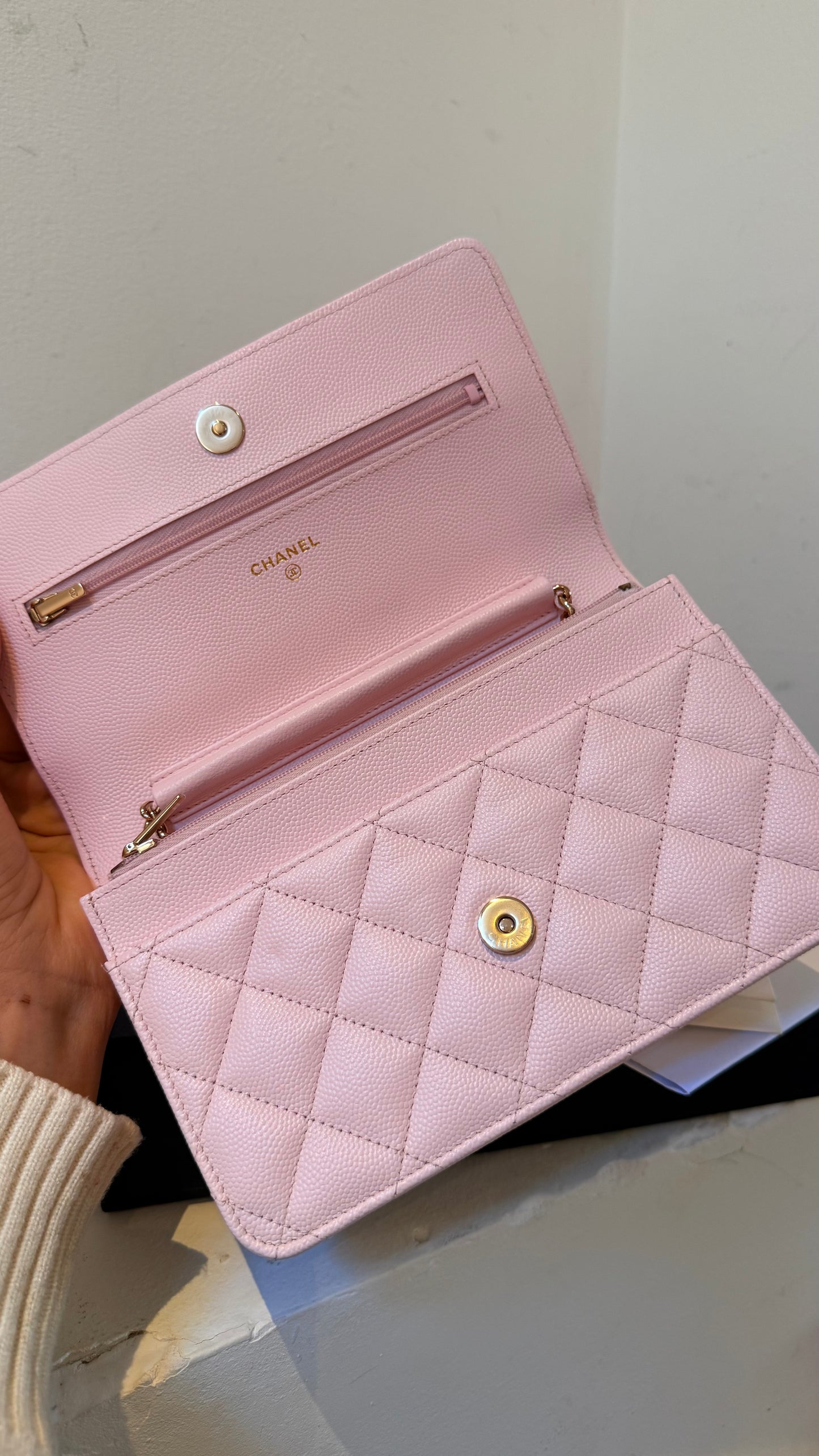 Chanel wallet on chain baby pink caviar with chip