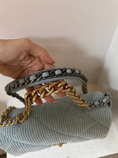 Chanel large Chanel 19 in baby blue