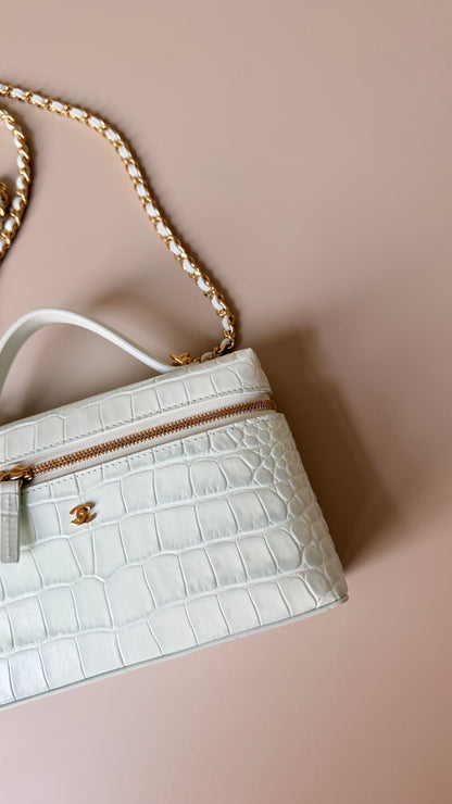 Chanel vanity mint green croco embossed print