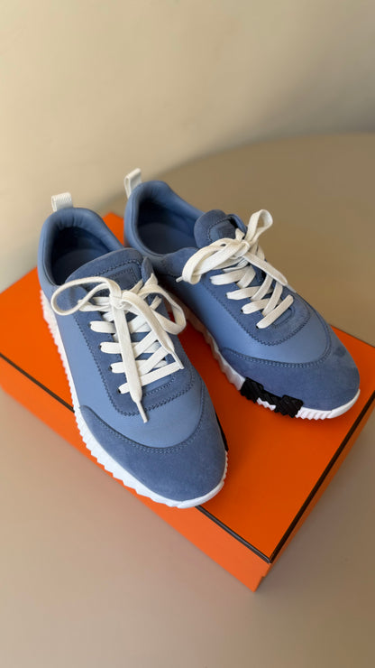 Hermes bouncing 39