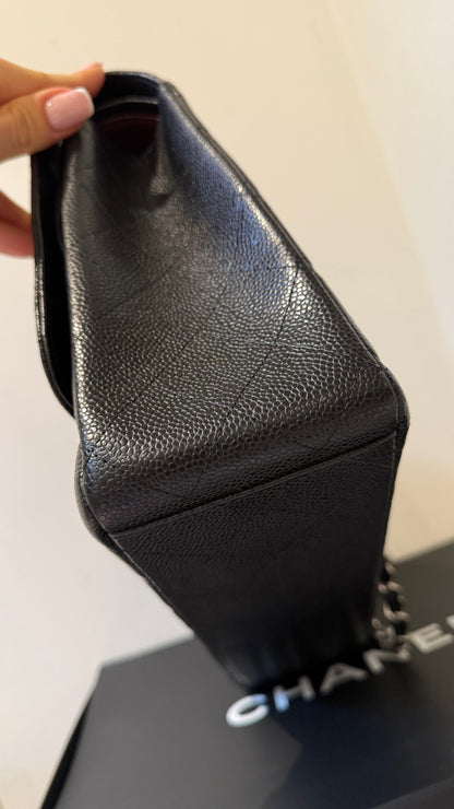 Chanel maxi flap caviar 15 series