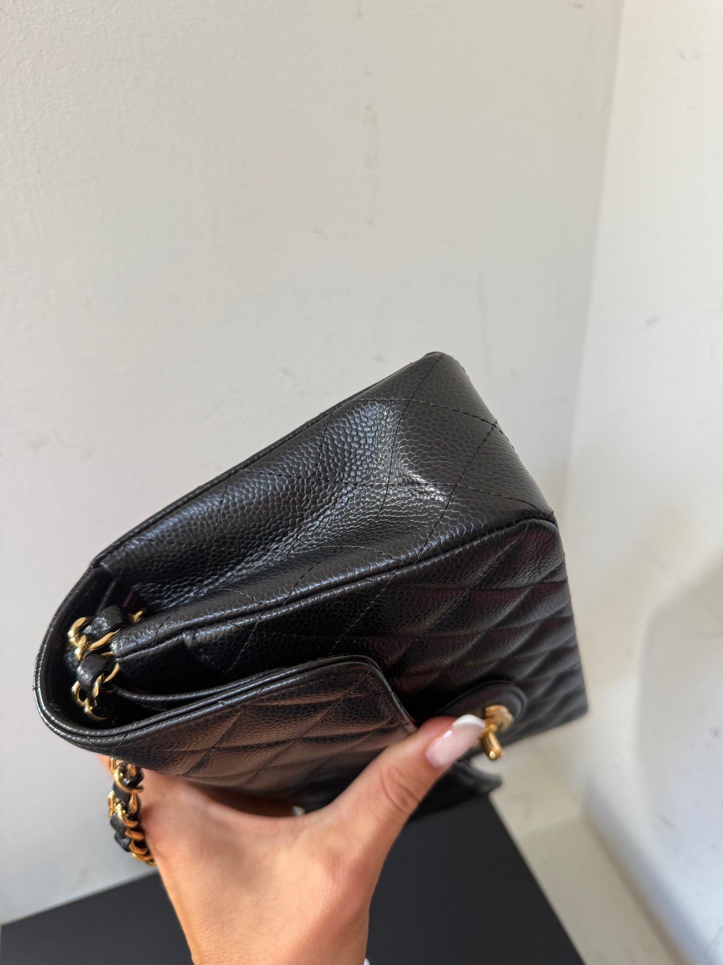 Chanel caviar classic flap 26 series