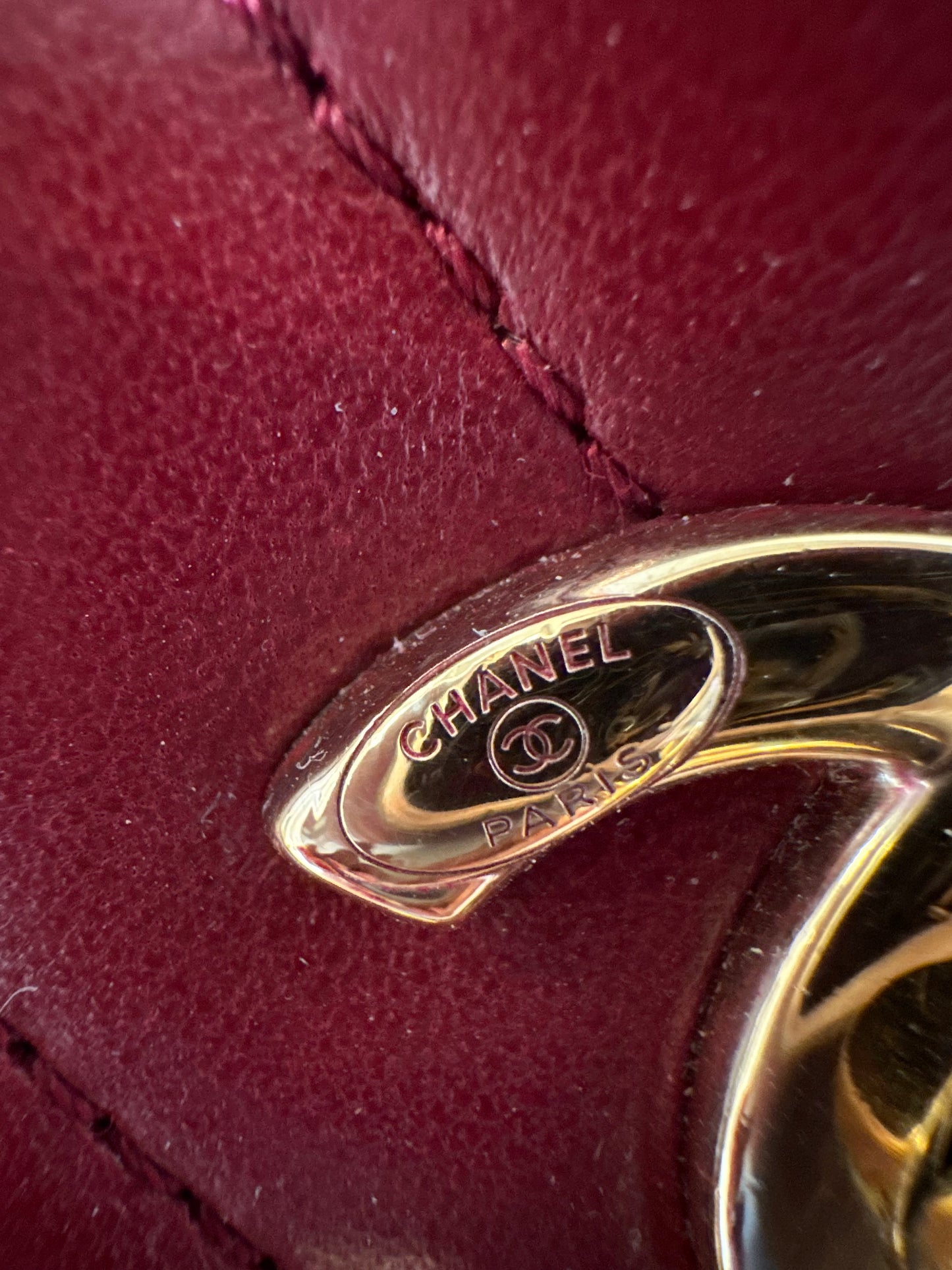 Chanel trendy CC medium red flapbag