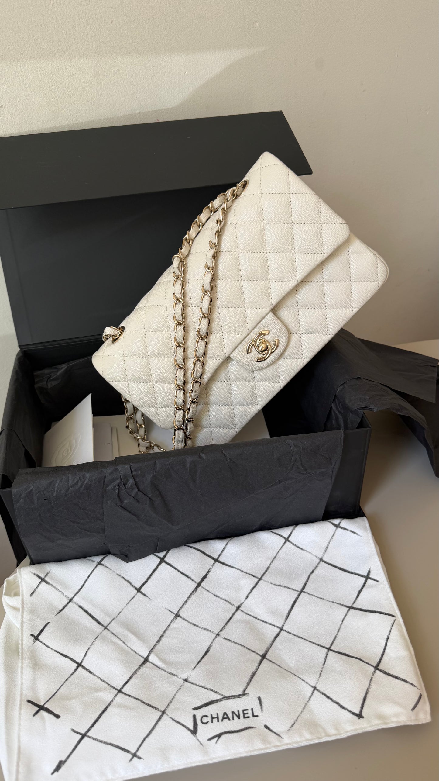Chanel medium caviar double classic flapbag white full set 2021 chip