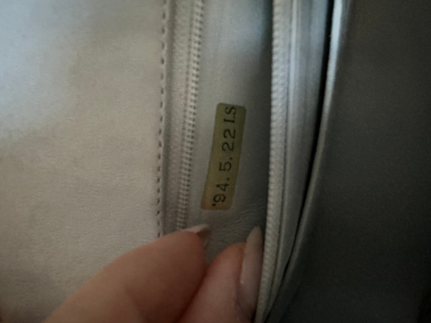 Pre-Owned Chanel Small Diana Bag – Light Blue Quilted Lambskin (1991–1994) | Vintage Classic