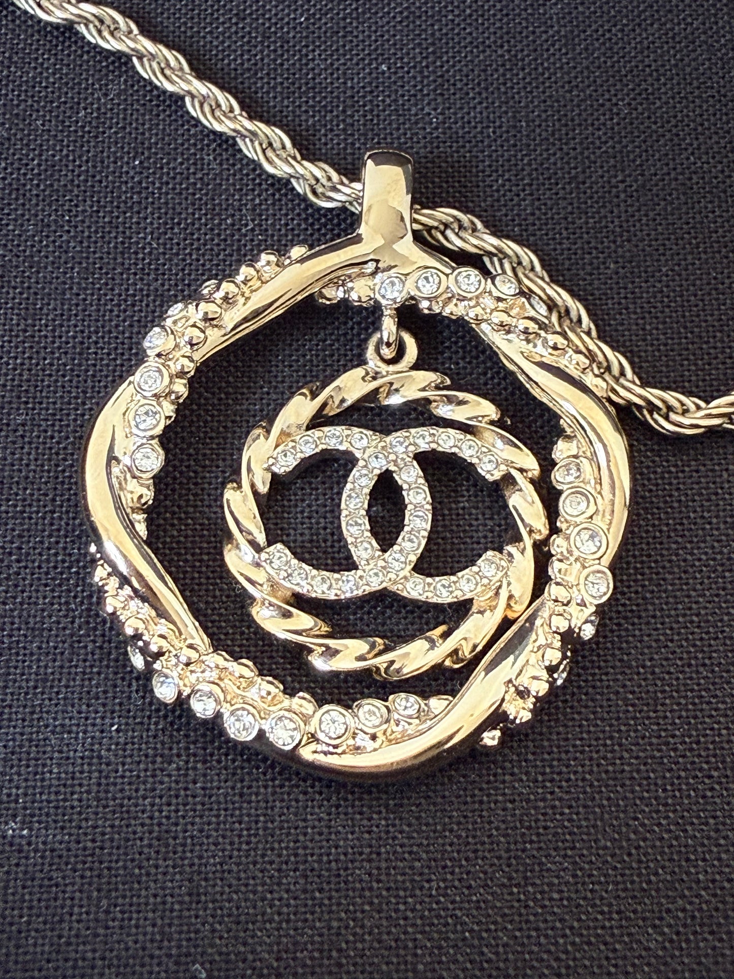 Chanel necklace 2024