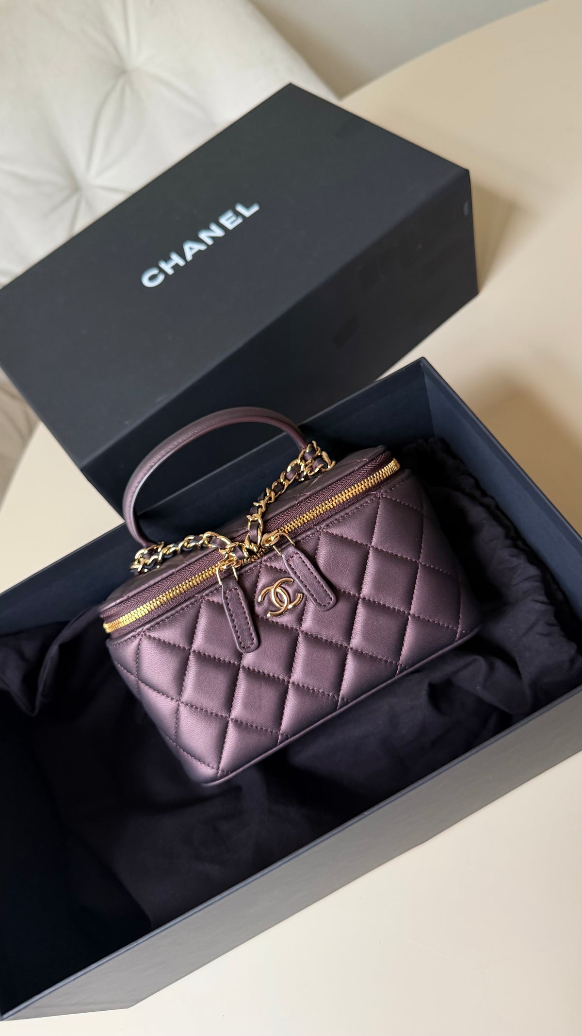 Chanel burgundy vanity case - new - dustbag box