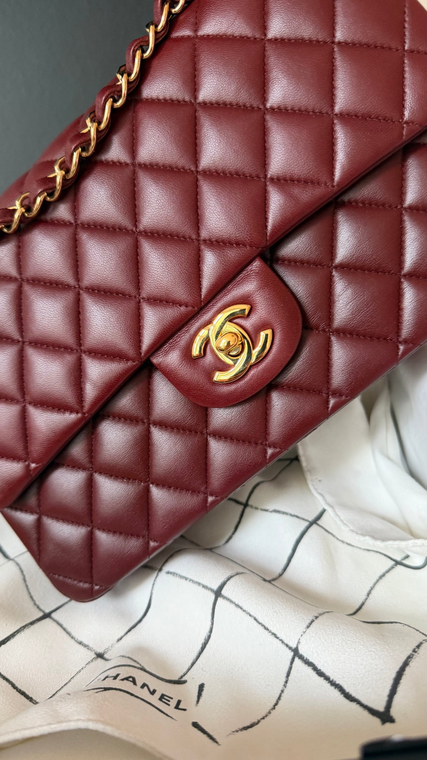 Chanel medium lambskin burgundy 21 series, full set with card and certificate
