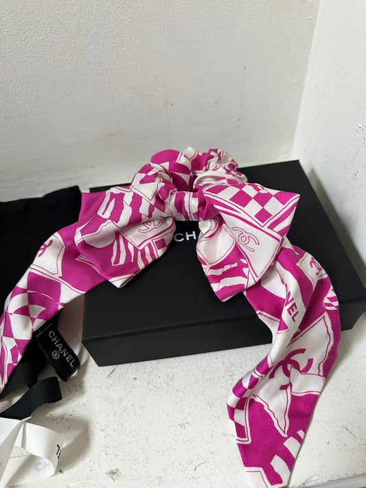 Chanel scrunchie with bow tie new