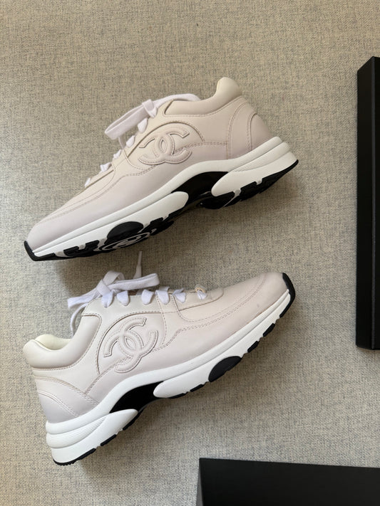 Chanel light beige sneakers size 39 new