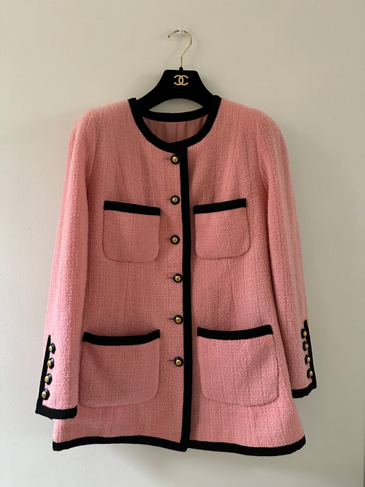 Chanel pink ‘90 vintage tweed jacket