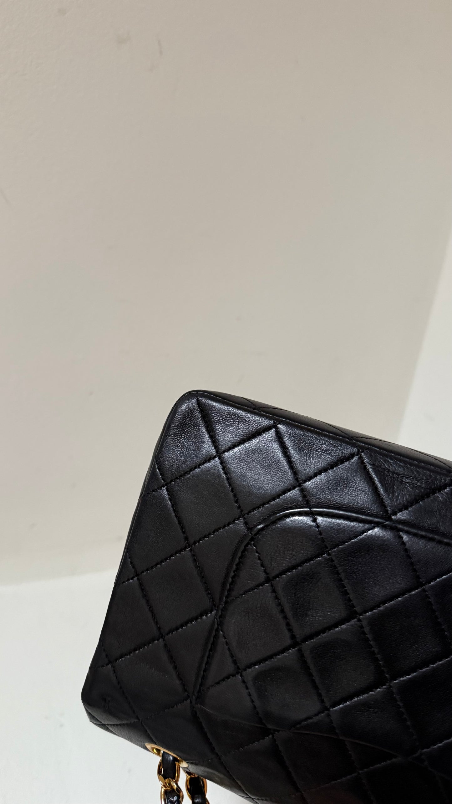 Chanel medium vintage lambskin double flapbag 1 series (1989-1991)