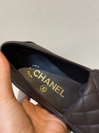 Chocolade bruine Chanel mocassin 37