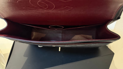 Chanel maxi flap caviar 15 series