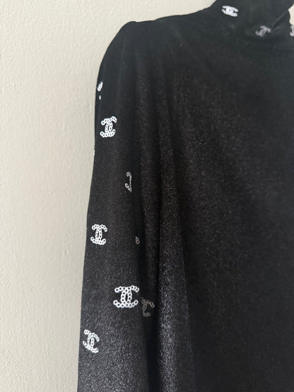 Black velvet Chanel sample top size S