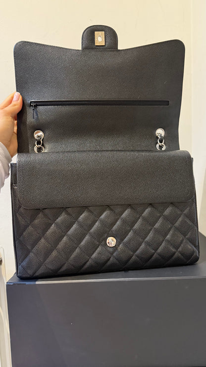 Chanel maxi flap caviar 15 series