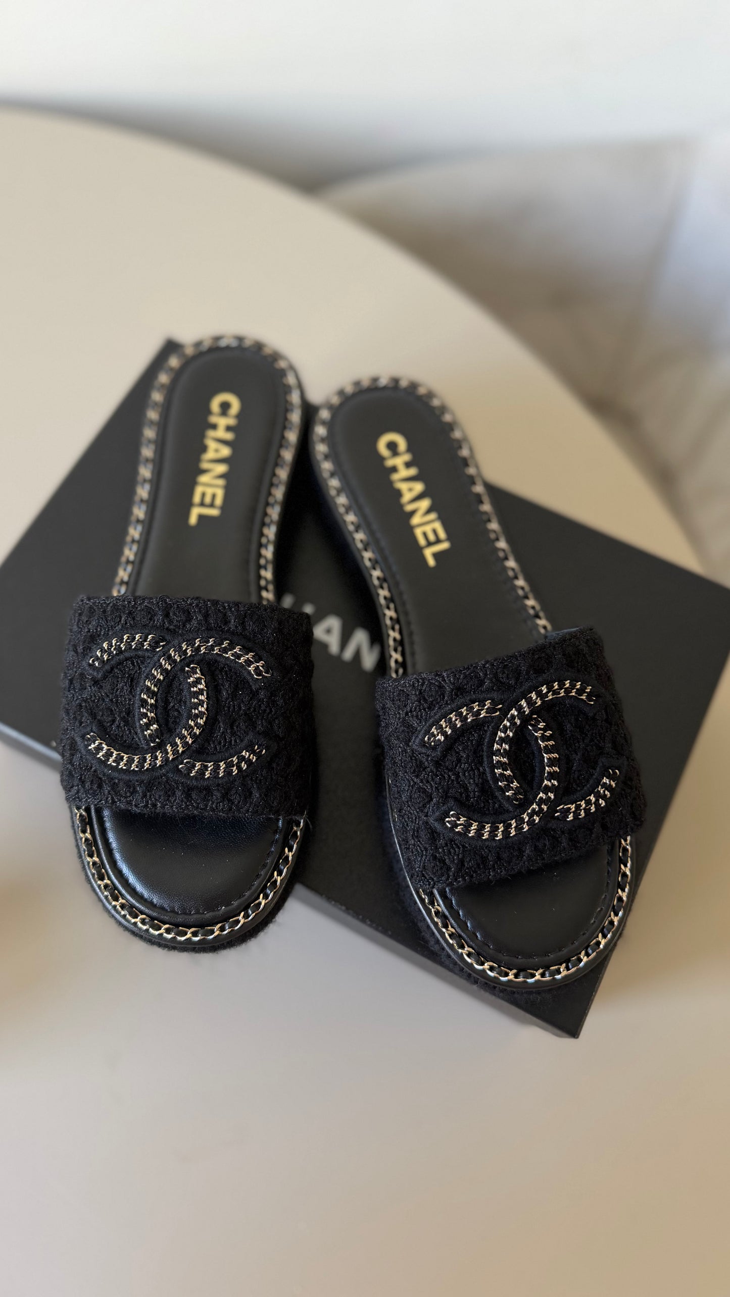 Chanel black slipper size 40