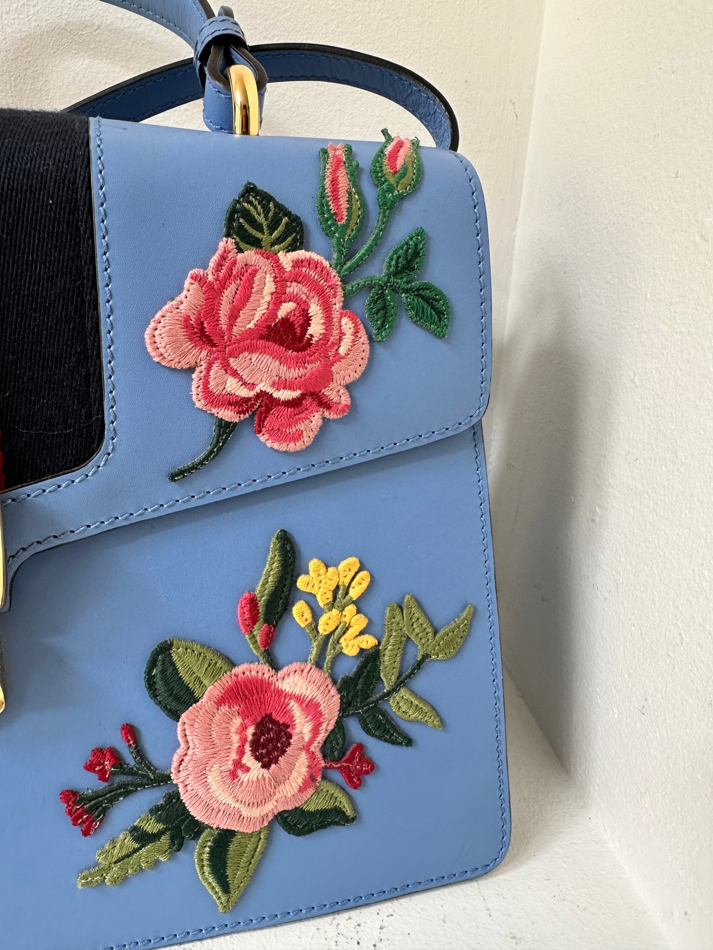 Gucci blue sylvie bag medium size