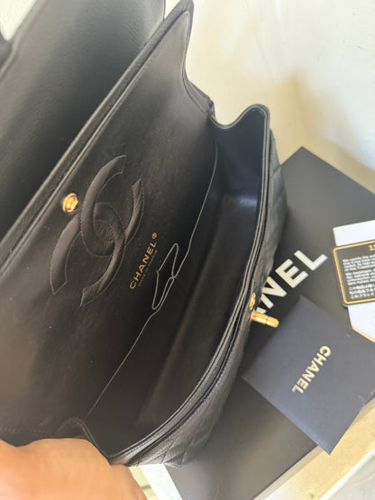 Chanel caviar classic flapbag medium 2008