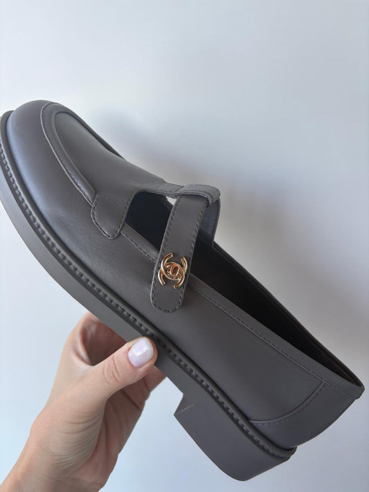 Grey moccasin 35.5