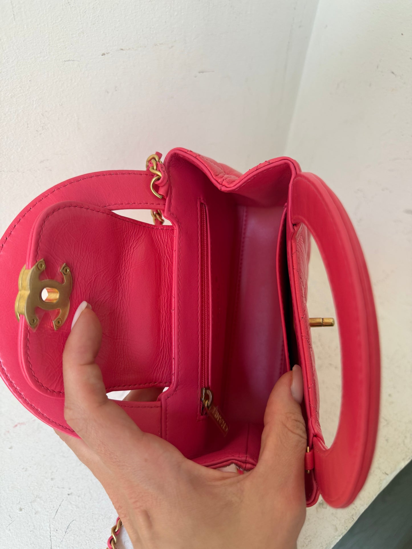 Chanel Kelly nano bright pink 2024