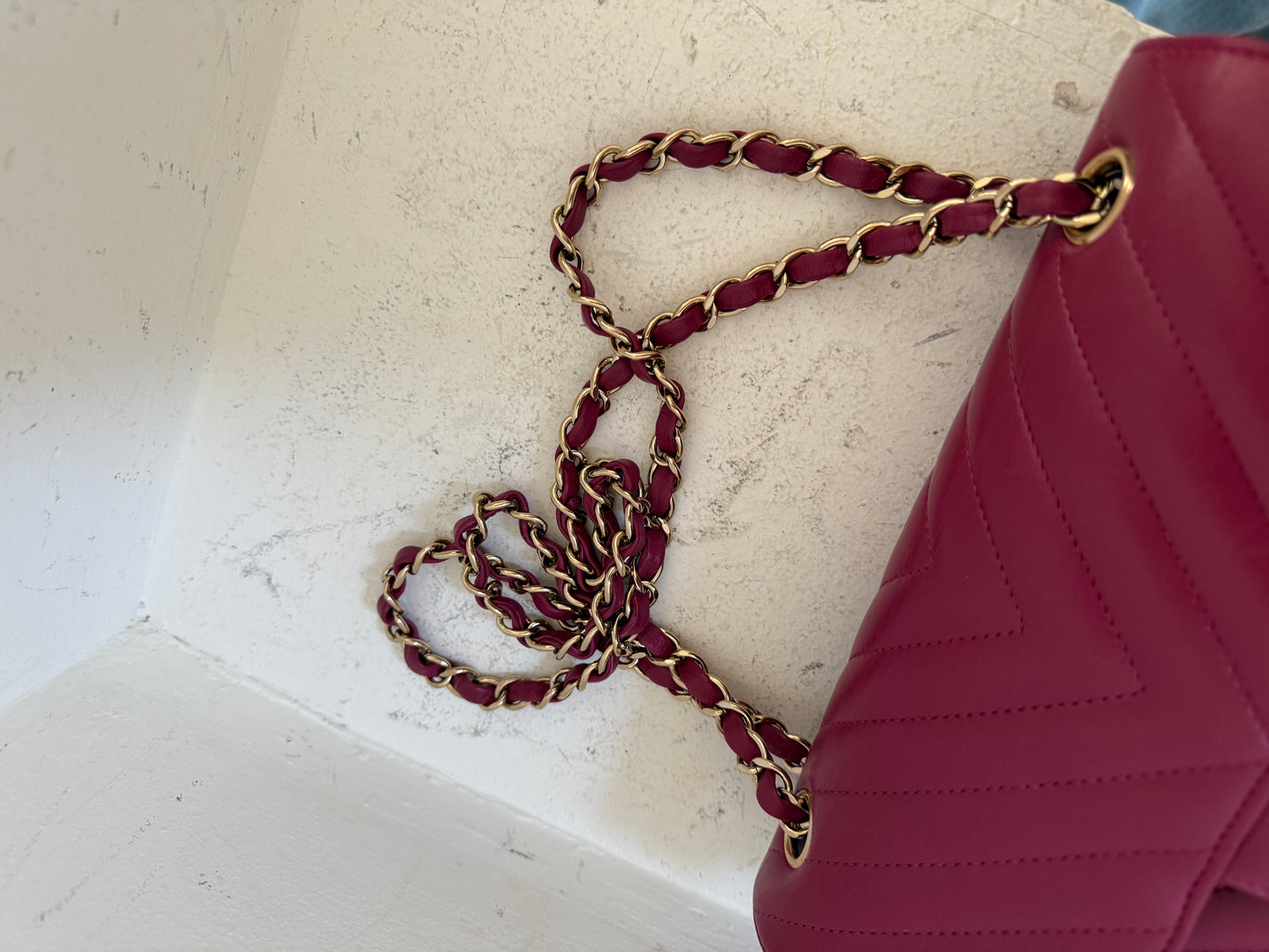Chanel v-stitch small classic flap 2019