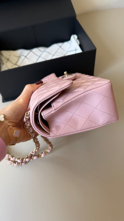 Chanel pink lambskin small chip new condition