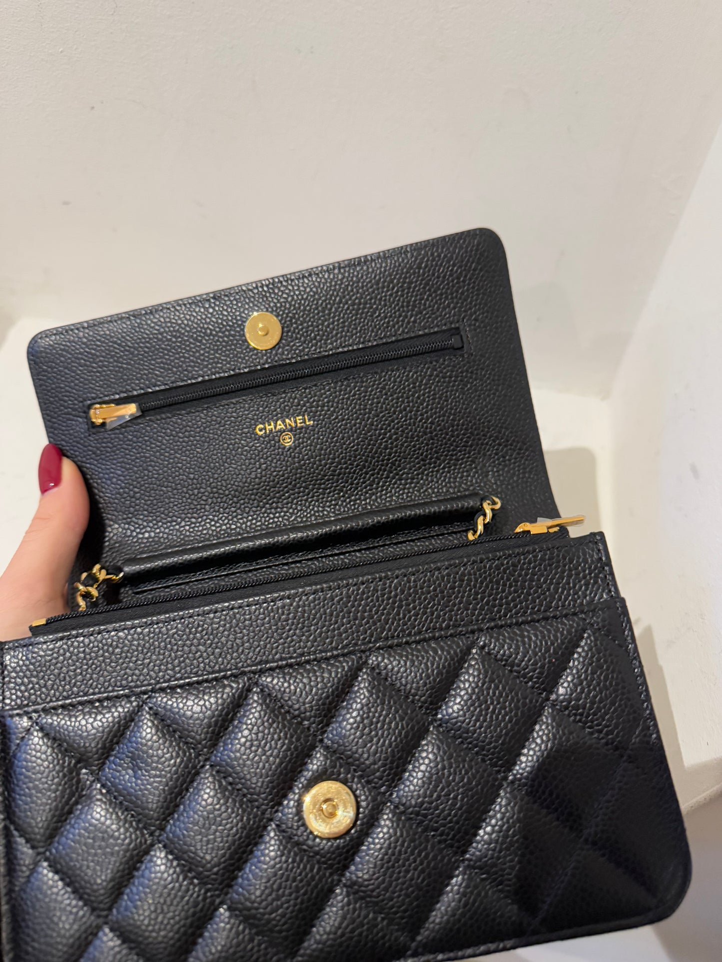 Chanel wallet on chain black caviar new