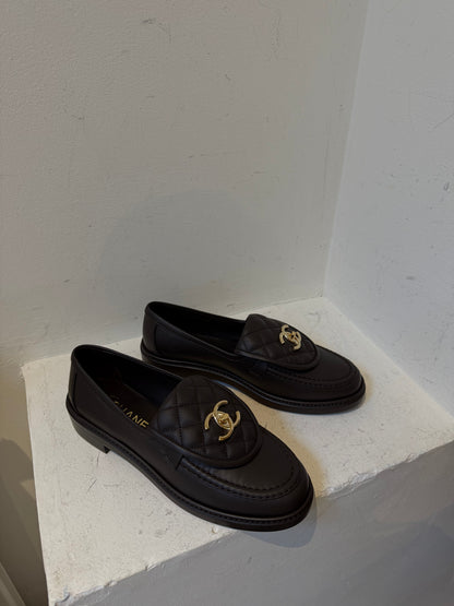Chocolade bruine Chanel mocassin 37