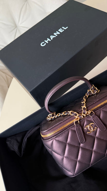 Chanel burgundy vanity case - new - dustbag box