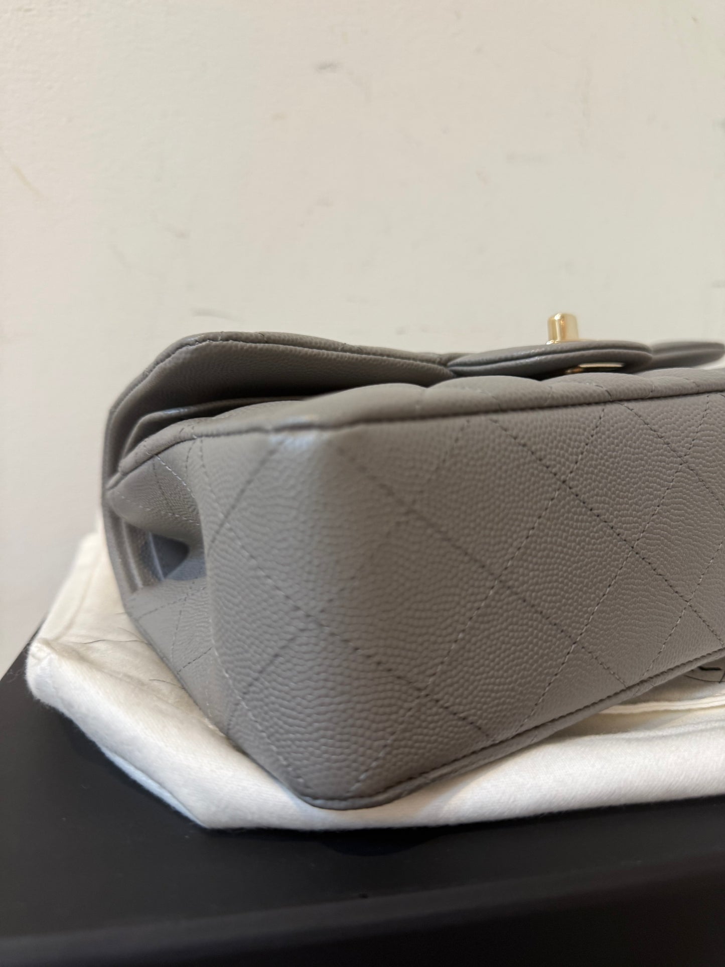 Chanel small caviar grey 2022 full set incl invoice