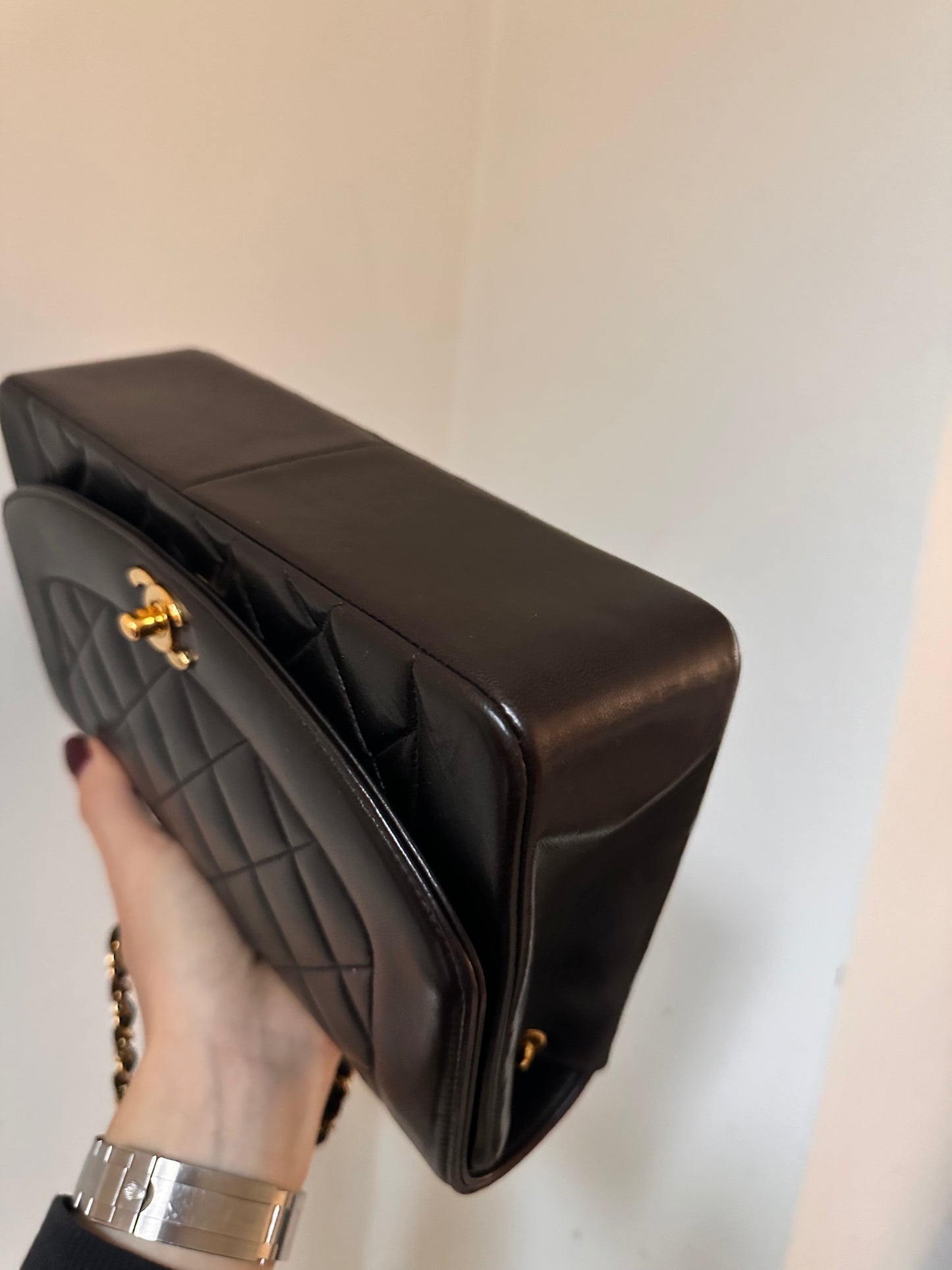 Chanel chocolate vintage Diana