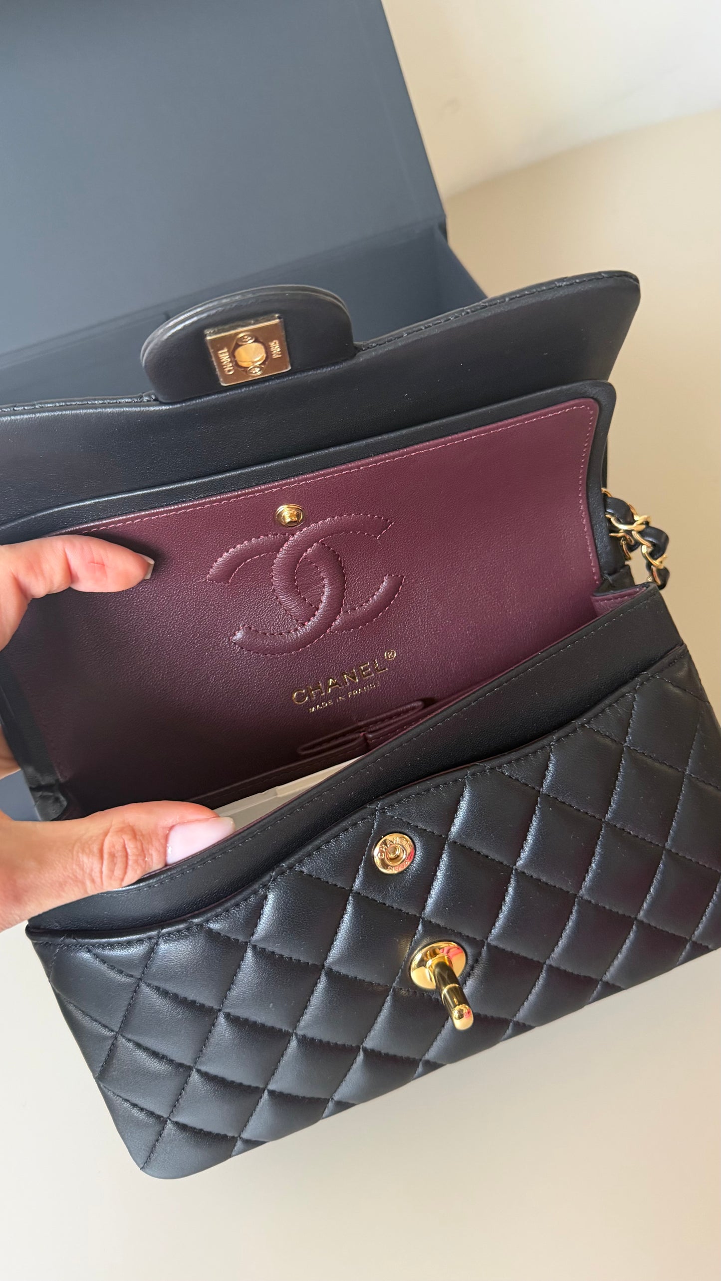Chanel small lambskin double flapbag 2025 full set including invoice